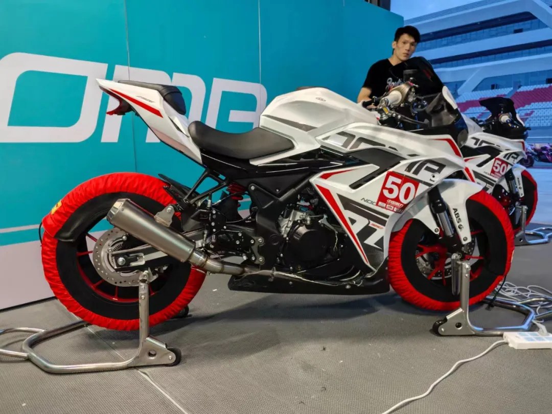 1744026718287260.jpg 6.jpg