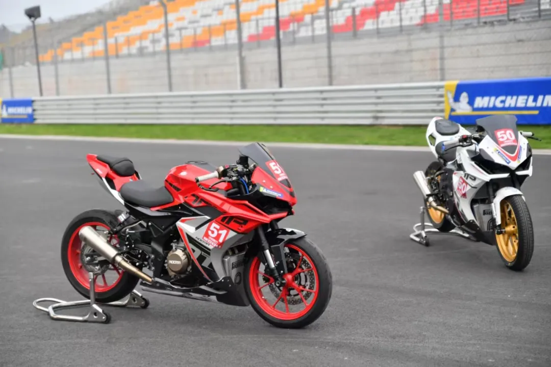 1744027990741031.jpg 3.jpg