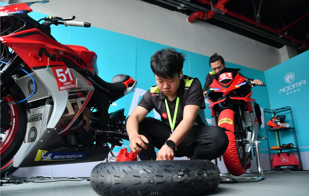 1744028191940404.jpg 17.jpg